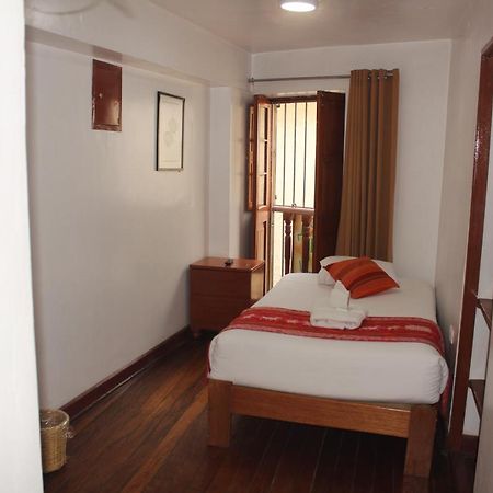 Hostal Turistico Illapa Cusco 119 Exterior photo
